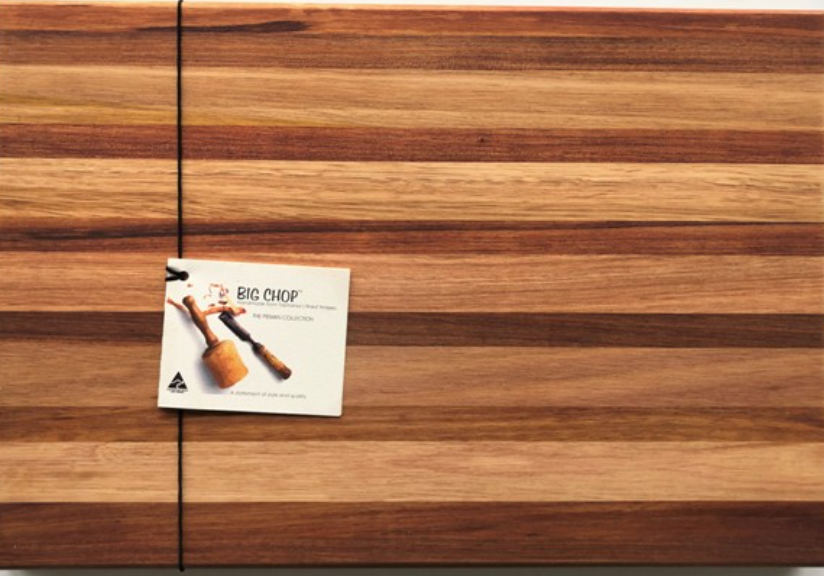 Big Chop PIEMAN RIVER COLLECTION Round Board - Round Board 325 X 40 - Tas Oak / Blackwood - Includes 1 jar 220 gm Nurturing cream to maintain the wood