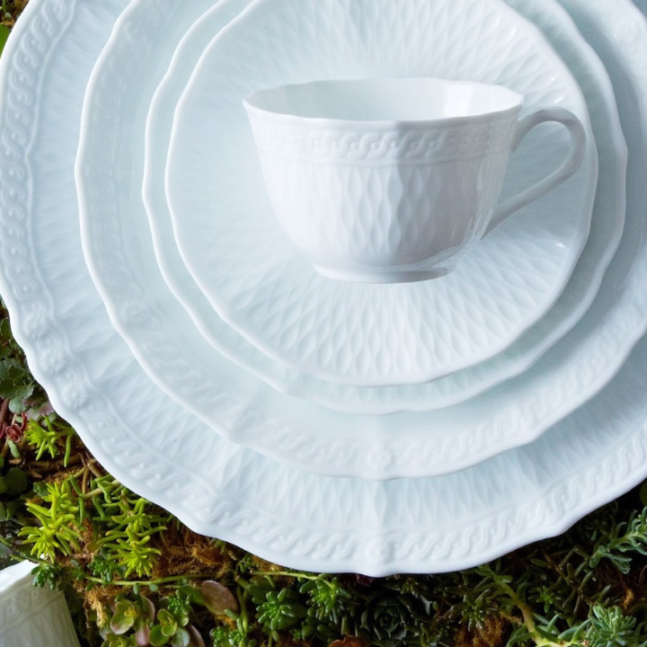 Noritake Cher Blanc Cup & Saucer 1pce with Plates Set White Stacked