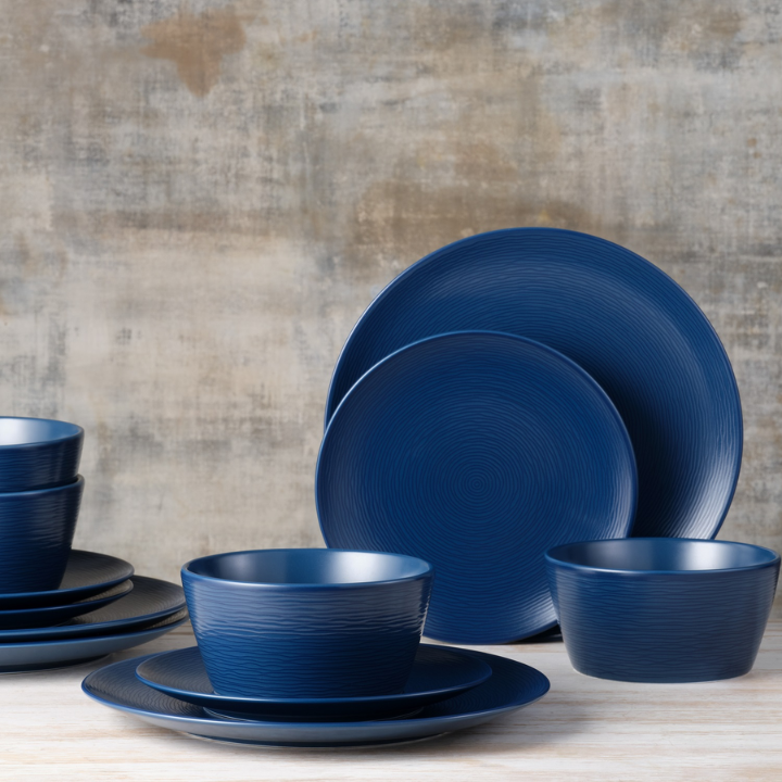 Noritake Navy on Navy 'Swirl' 12pce Dinner Setting for 4