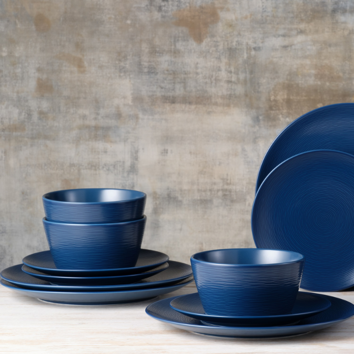 Noritake Navy on Navy 'Swirl' 12pce Dinner Setting for 4