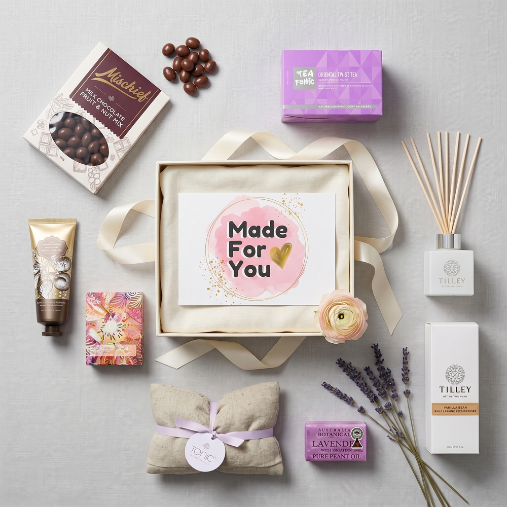 Home Retreat Gift Hamper-1