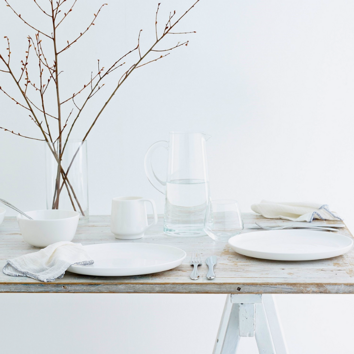 Noritake Marc Newson Fine Bone China Coupe Cake Plate Set of 4