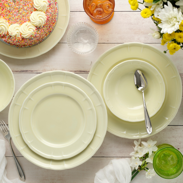 Noritake Provence Citron 12pce Fine Porcelain Dinner Setting for 4