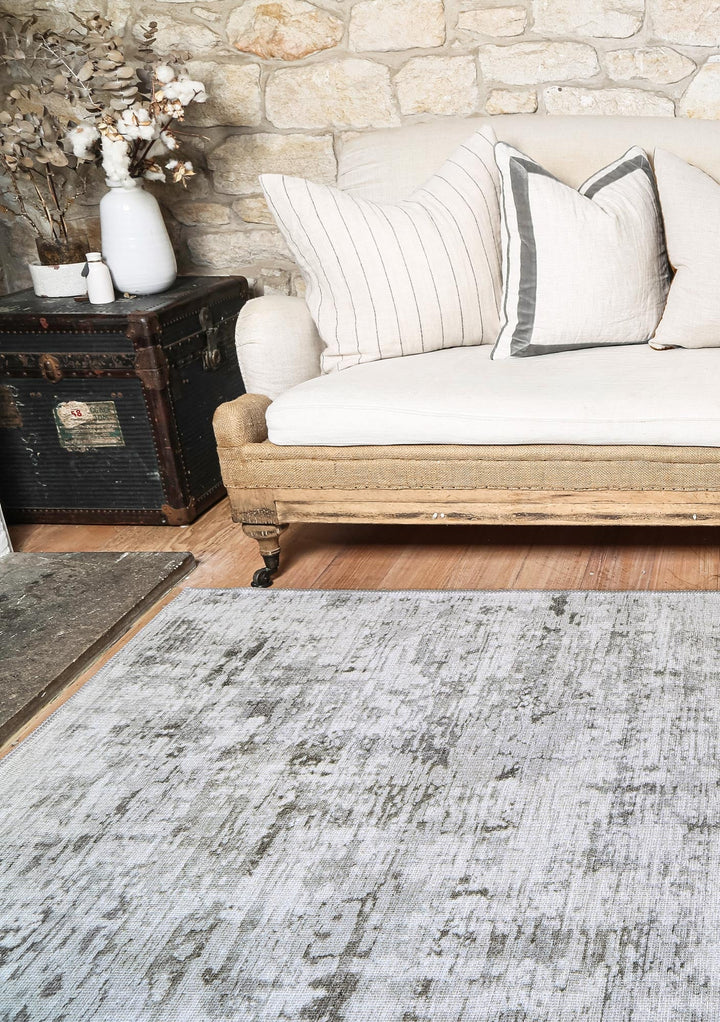 Vintage Crown Alfred Ivory Distressed Vintage Rug 80x300