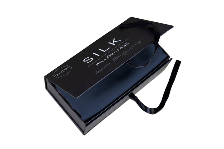 Ardor Navy Silk Pillowcase 51x76cm – Soft & Stylish Sleep | King of Knives e-store